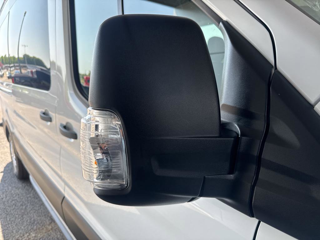 Used 2024 Ford Transit 350 XLT image 7
