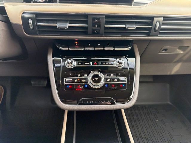 Used 2020 Lincoln Corsair FWD w/ Equipment Group 101A image 20