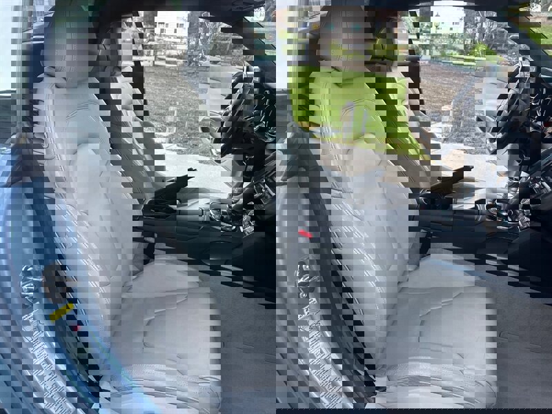 Used 2009 Audi R8 V8 w/ Enhanced Leather Pkg image 19