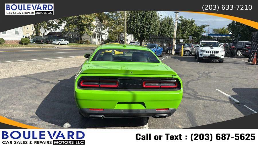 Used 2017 Dodge Challenger GT w/ GT Interior Package image 6