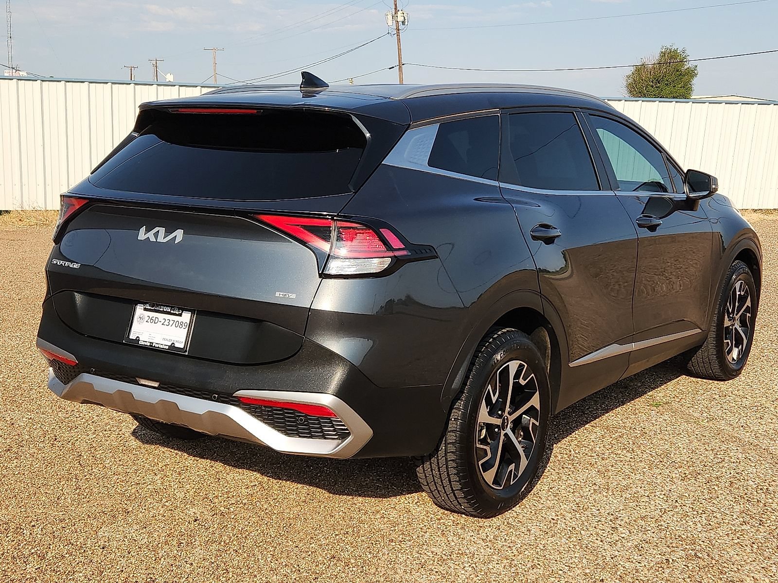 Used 2023 Kia Sportage EX AWD/4WD image 4