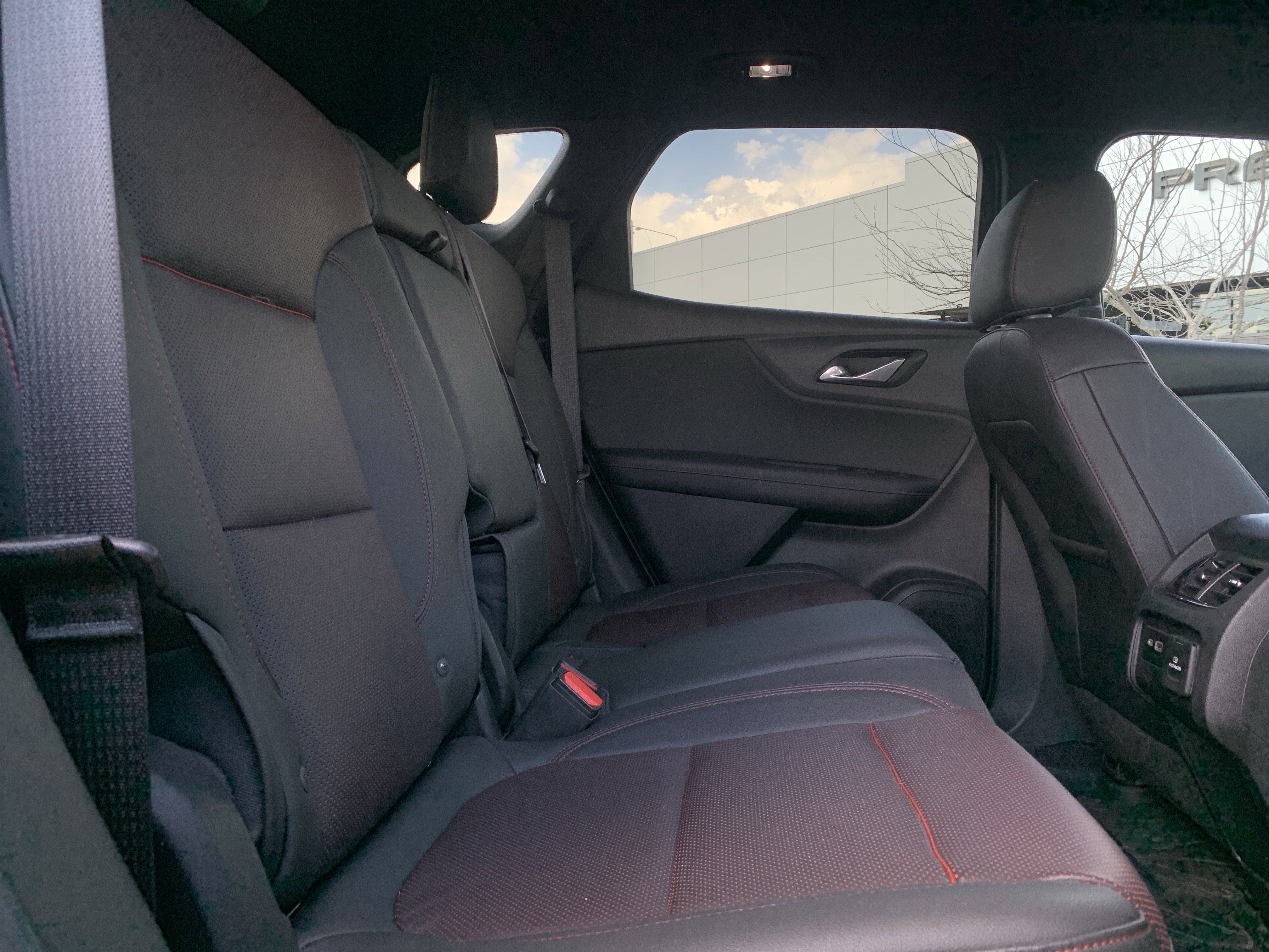 Used 2019 Chevrolet Blazer RS AWD/4WD image 33