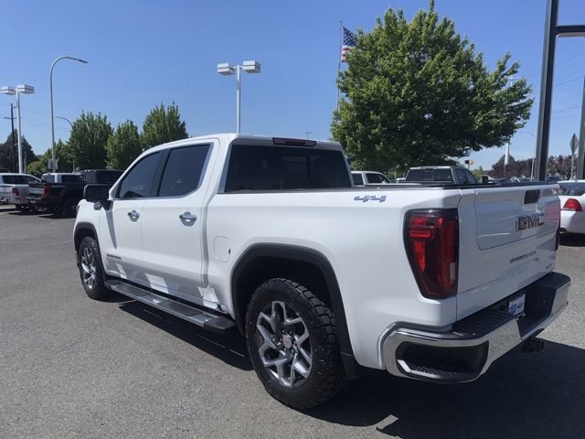 Used 2022 GMC Sierra 1500 SLT w/ SLT Convenience Package AWD/4WD image 3