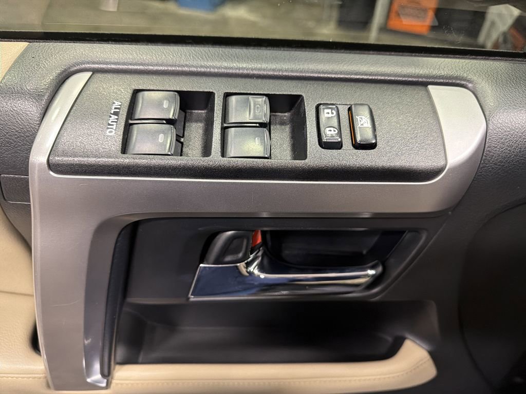 Used 2019 Toyota 4Runner SR5 Premium image 15