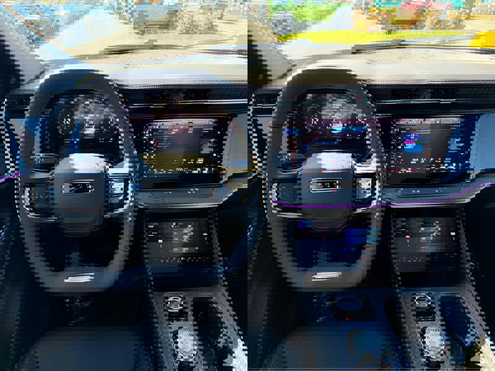 Used 2025 Jeep Wagoneer S Limited image 15