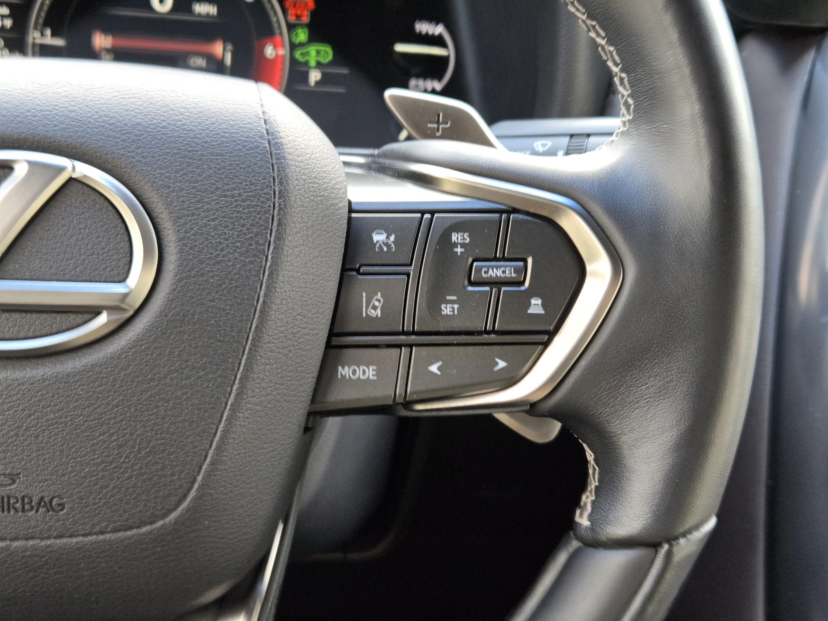 Used 2023 Lexus LX 600 4WD w/ Appearance Package image 28