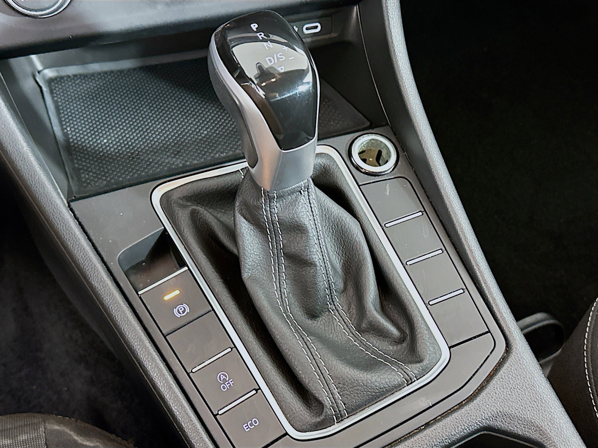 Used 2024 Volkswagen Jetta S image 24