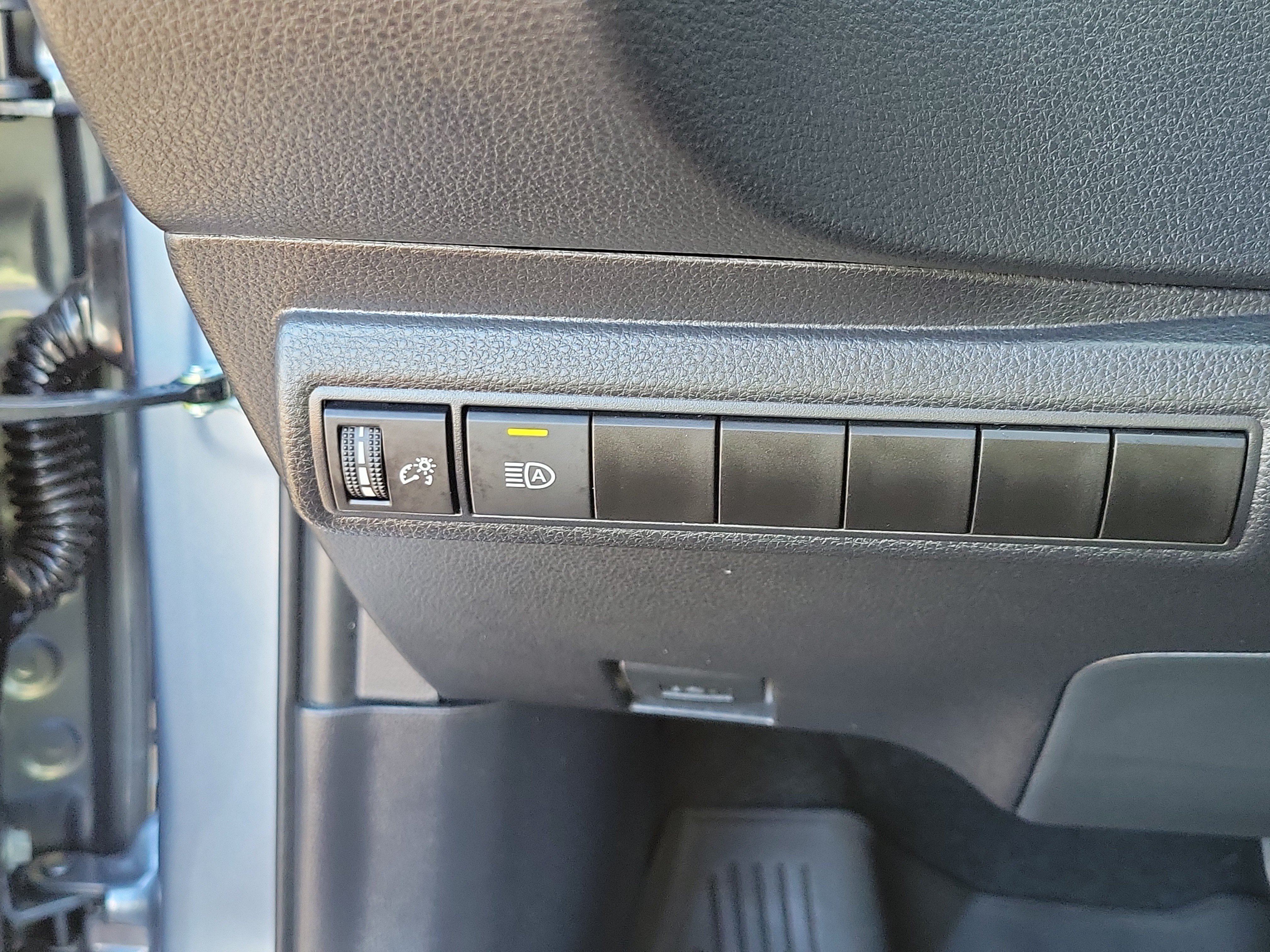 Used 2026 Toyota Corolla LE FWD image 26