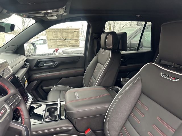 New 2025 GMC Yukon AT4 Ultimate image 18
