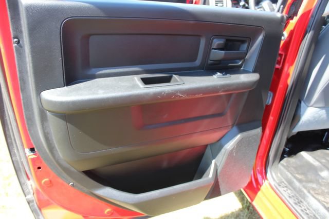 Used 2018 RAM 3500 Tradesman w/ Chrome Appearance Group AWD/4WD image 26