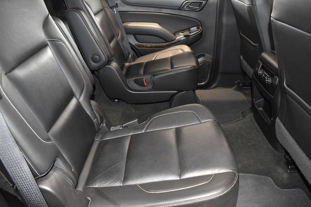 Used 2018 Chevrolet Tahoe LT w/ Luxury Package AWD/4WD image 12