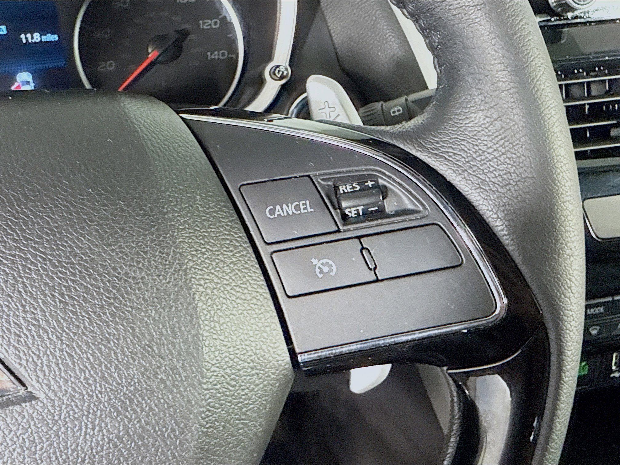 Used 2023 Mitsubishi Eclipse Cross SE image 15