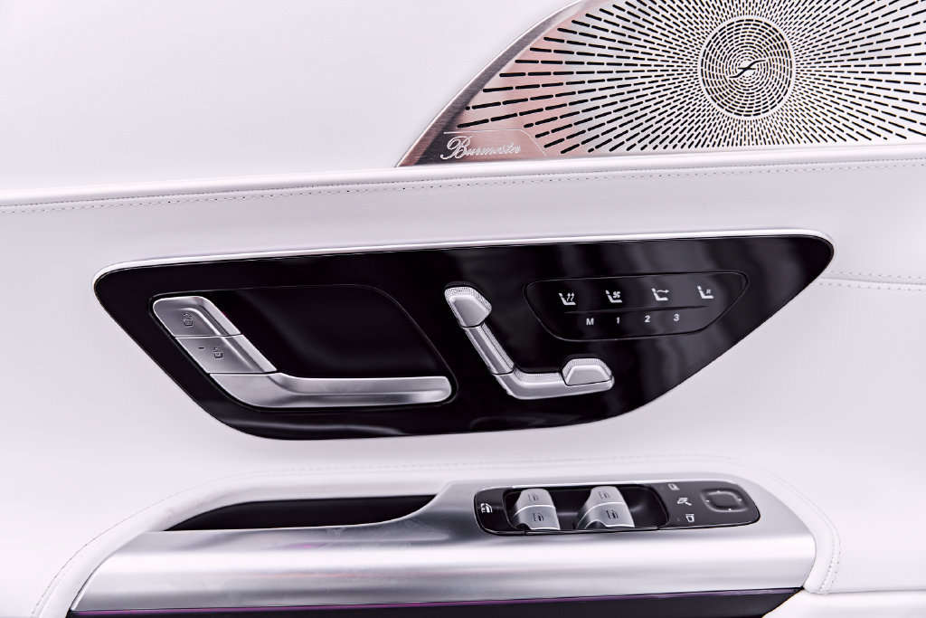 Used 2026 Mercedes-Benz Maybach SL 680 image 54