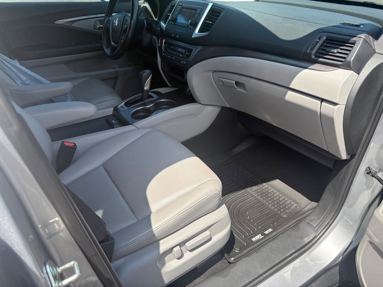 Used 2017 Honda Ridgeline RTL image 17
