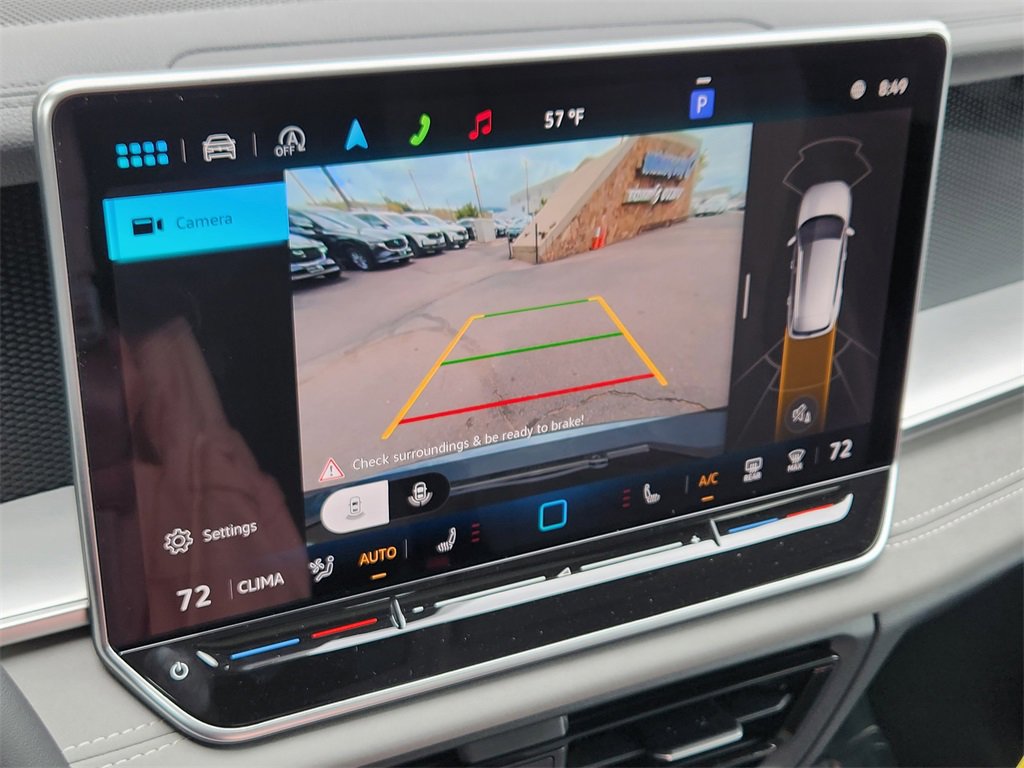 New 2025 Volkswagen Tiguan SE image 11