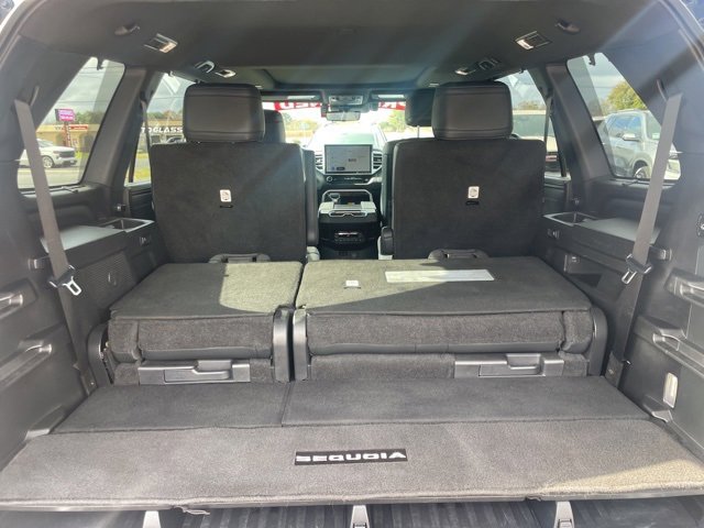 Used 2023 Toyota Sequoia Platinum image 6