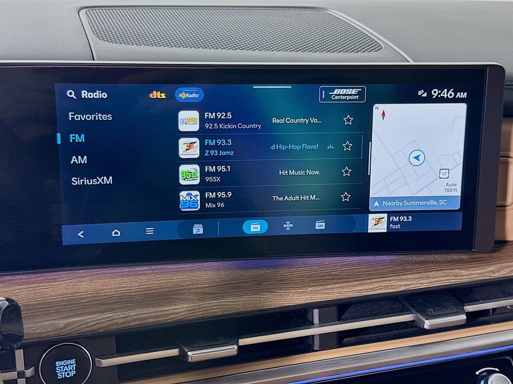 Used 2025 Hyundai Santa Fe Limited image 27