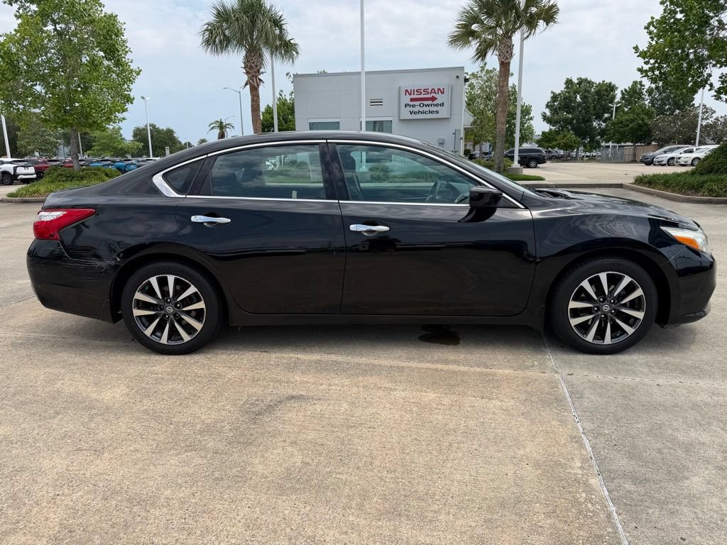 Used 2016 Nissan Altima 2.5 SV FWD image 6