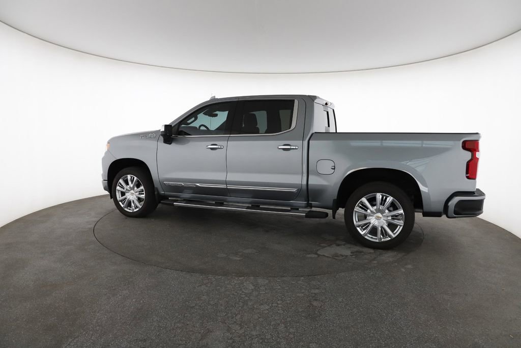 Used 2025 Chevrolet Silverado 1500 High Country w/ High Country Premium Package image 8