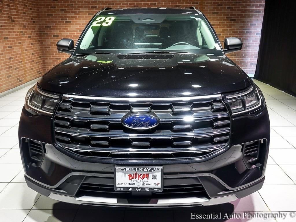 Used 2025 Ford Explorer Active image 6