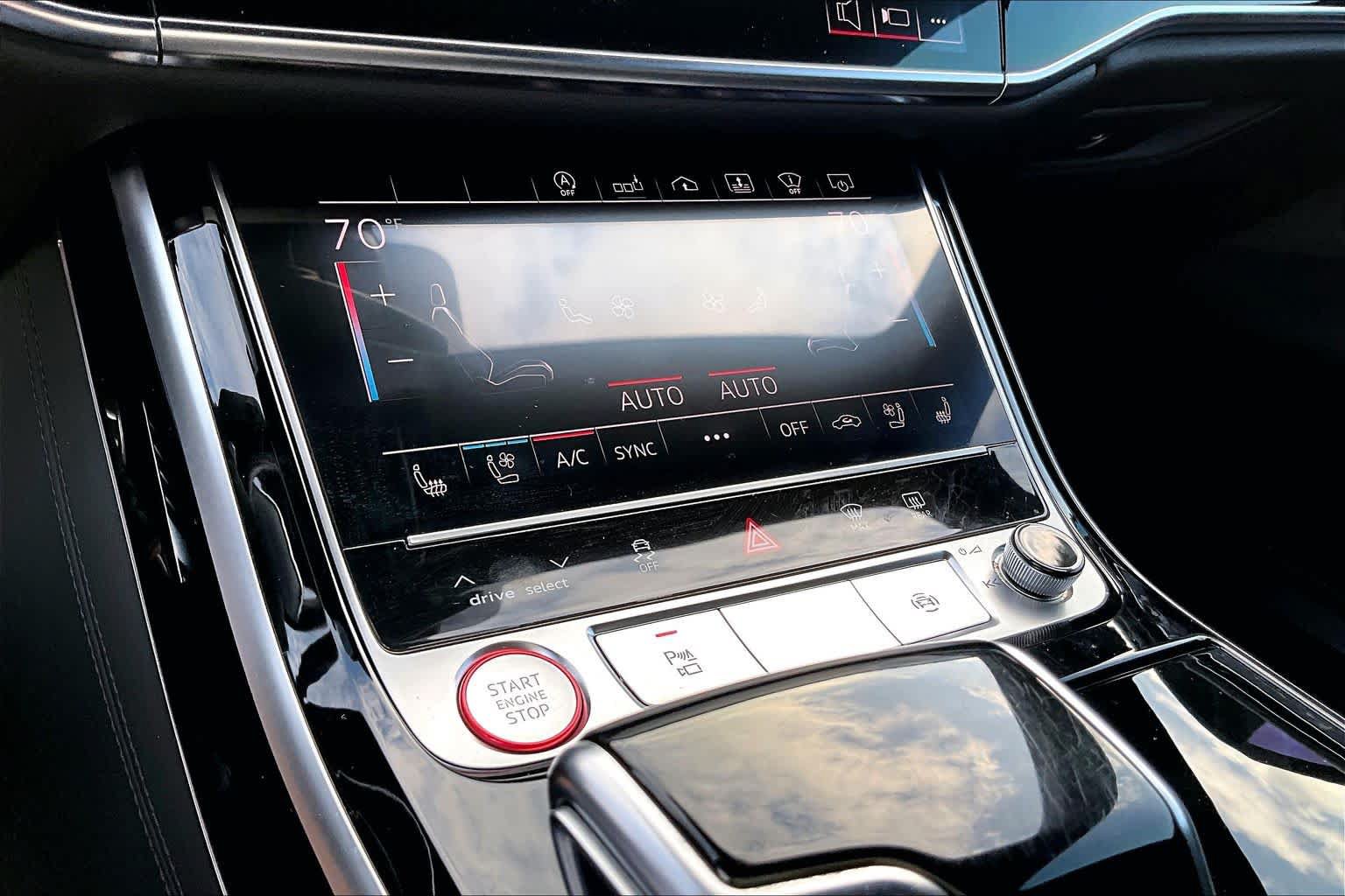Used 2020 Audi S8 L AWD/4WD image 26
