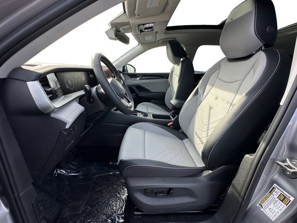 New 2026 Volkswagen Tiguan SE AWD/4WD image 9