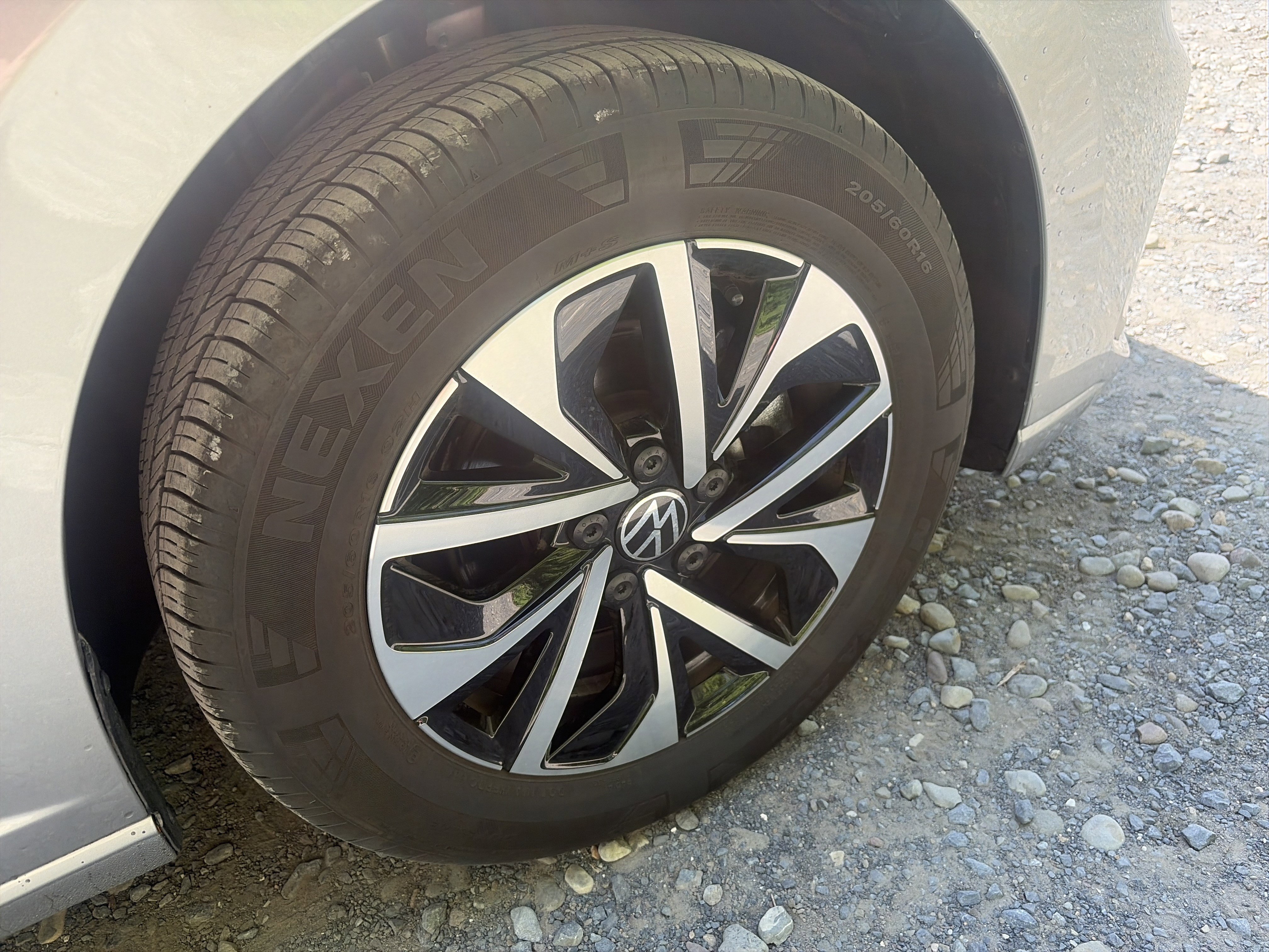 Used 2025 Volkswagen Jetta S FWD image 12