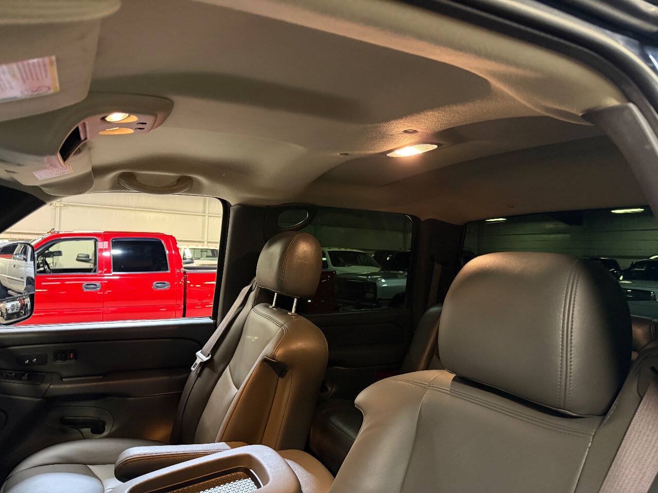 Used 2006 Chevrolet Silverado 2500 LT w/ Heavy-Duty Power Package AWD/4WD image 43
