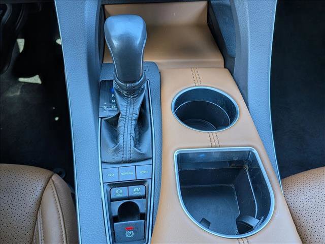 Used 2021 Toyota Avalon Limited w/ Advanced Safety Package image 12