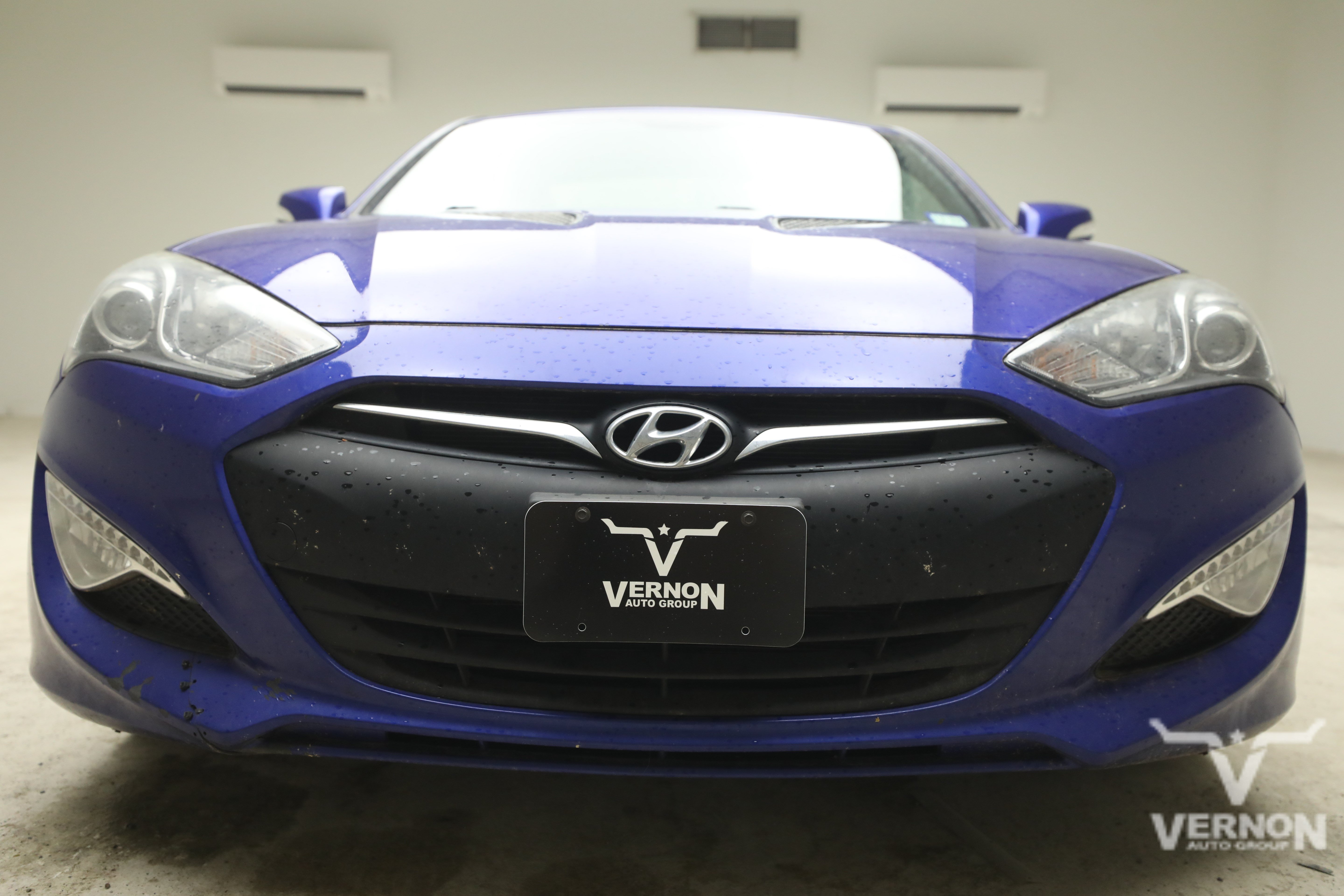 Used 2013 Hyundai Genesis 3.8 RWD image 7