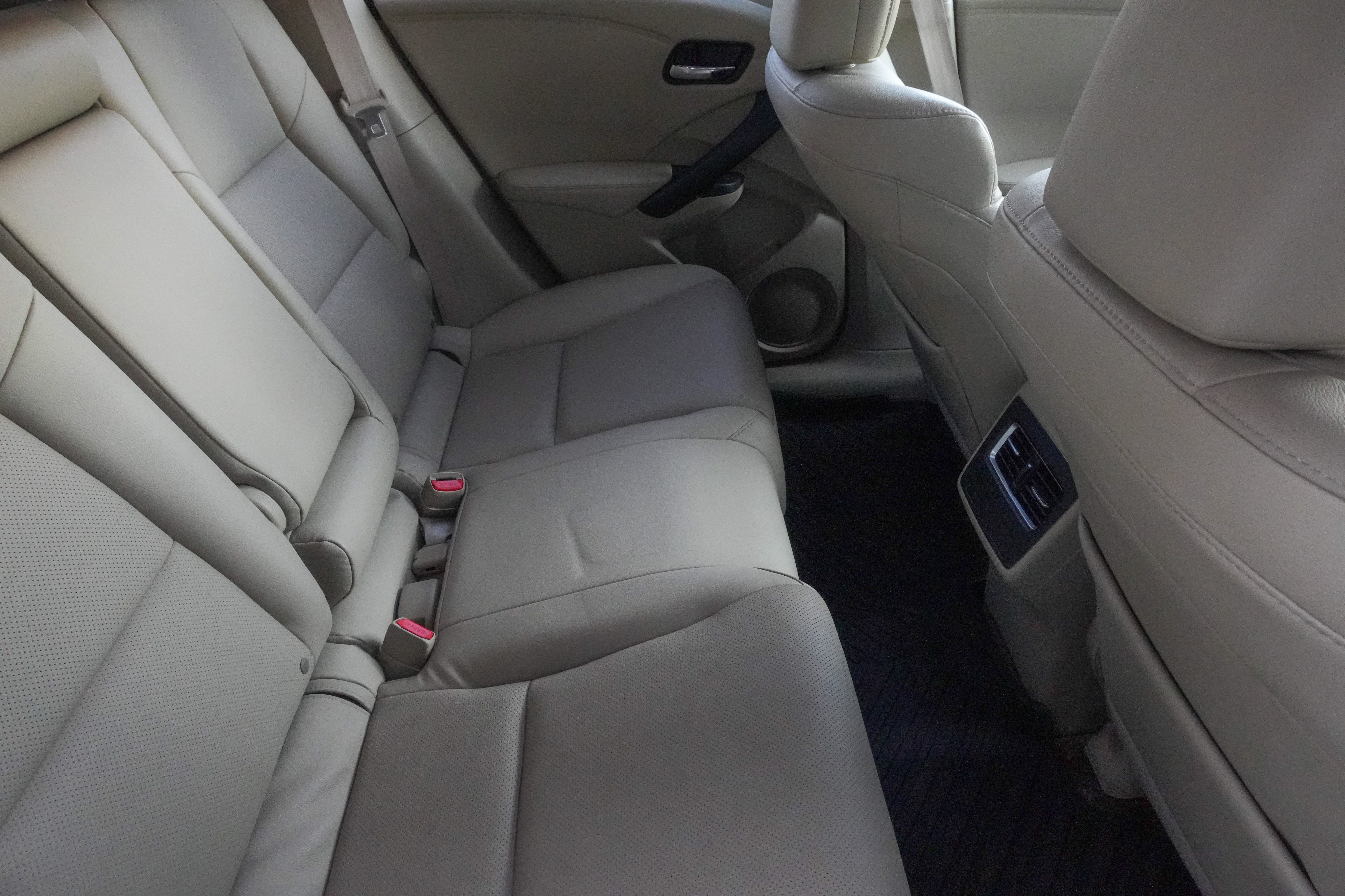Used 2017 Acura RDX w/ Advance Package FWD image 37