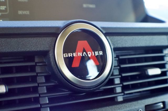 Used 2024 INEOS Grenadier Station Wagon AWD/4WD image 38