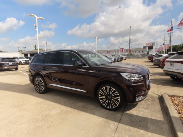Certified 2023 Lincoln Aviator Black Label AWD/4WD image 6