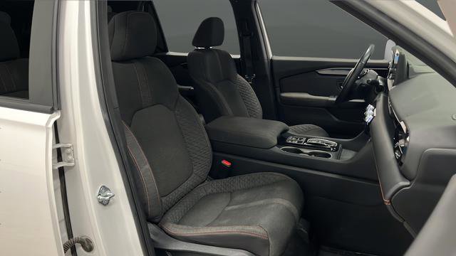 Used 2023 Honda Pilot Sport image 24