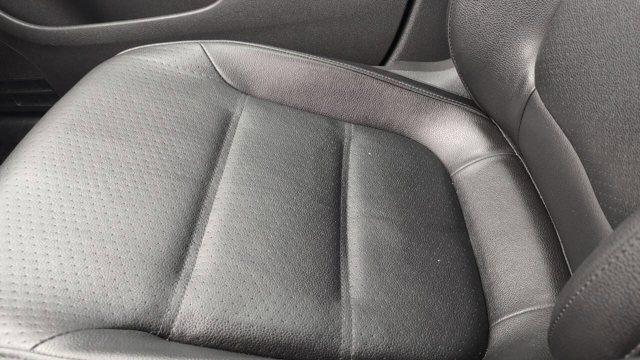Used 2013 Volkswagen Jetta SE image 23