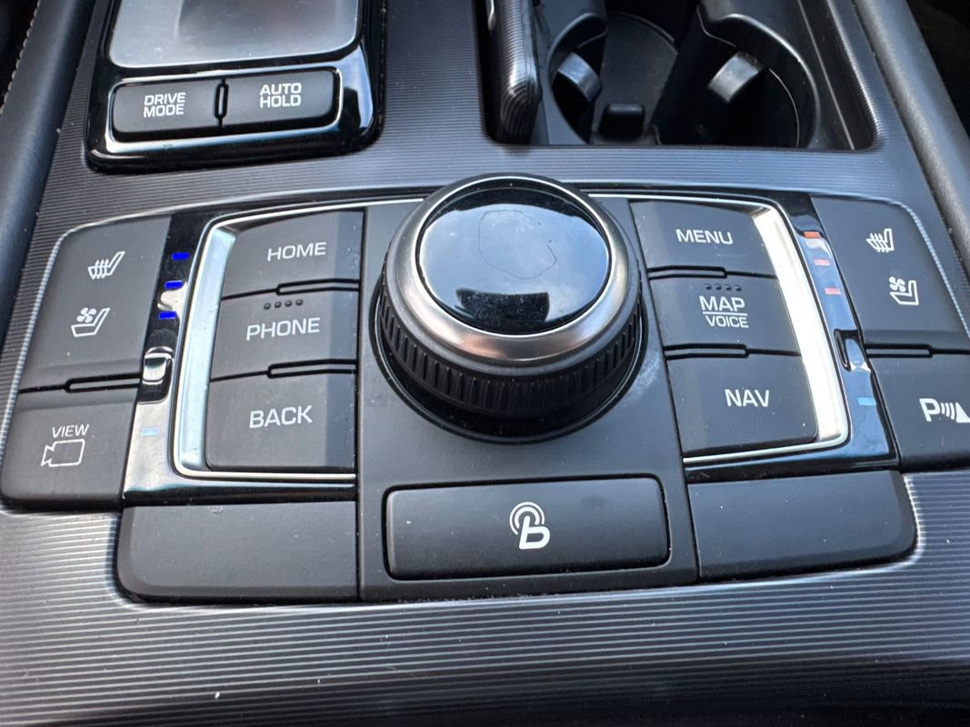 Used 2018 Genesis G80 3.3T Sport image 39