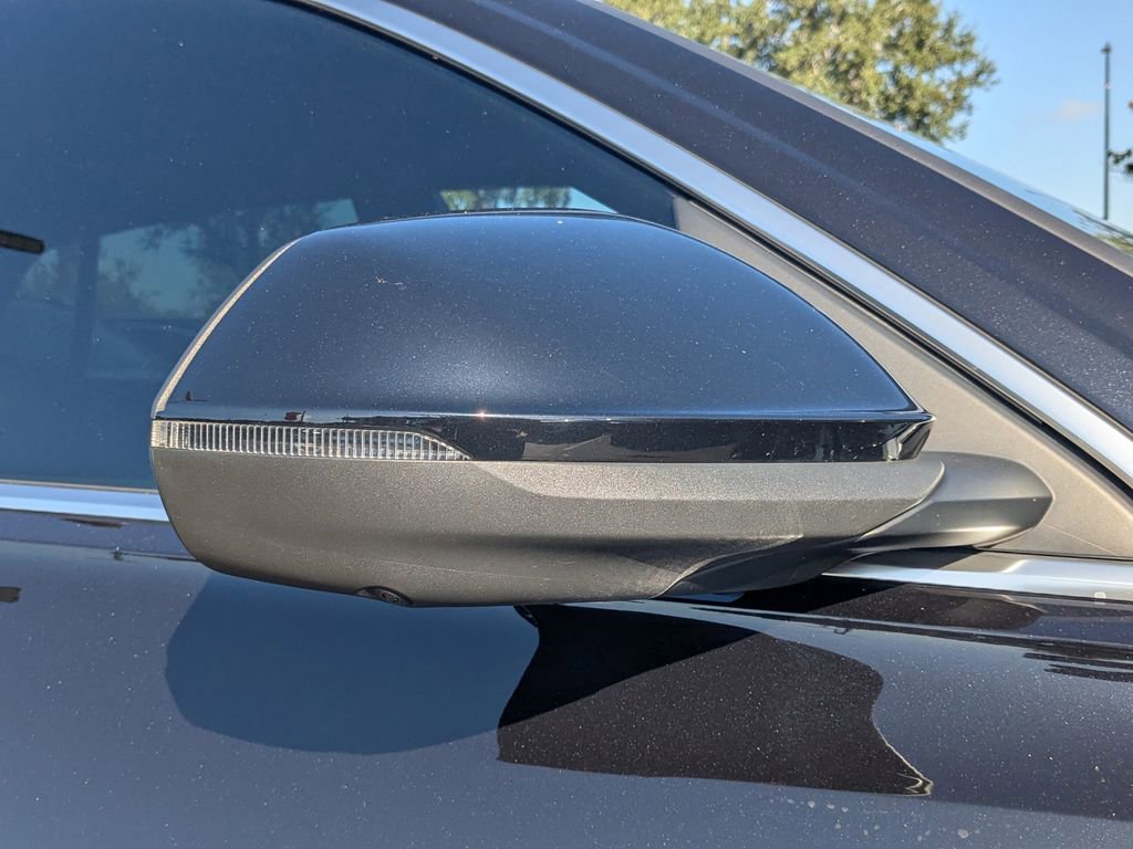 Used 2021 Audi Q8 Premium Plus w/ Premium Plus Package image 24