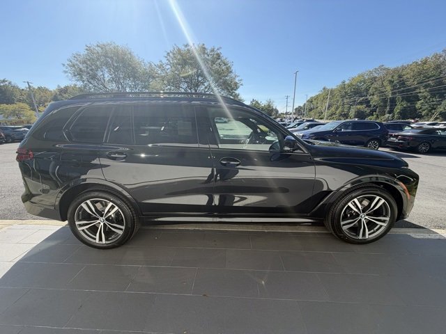 New 2026 BMW X7 M60i w/ Climate Comfort Package image 6