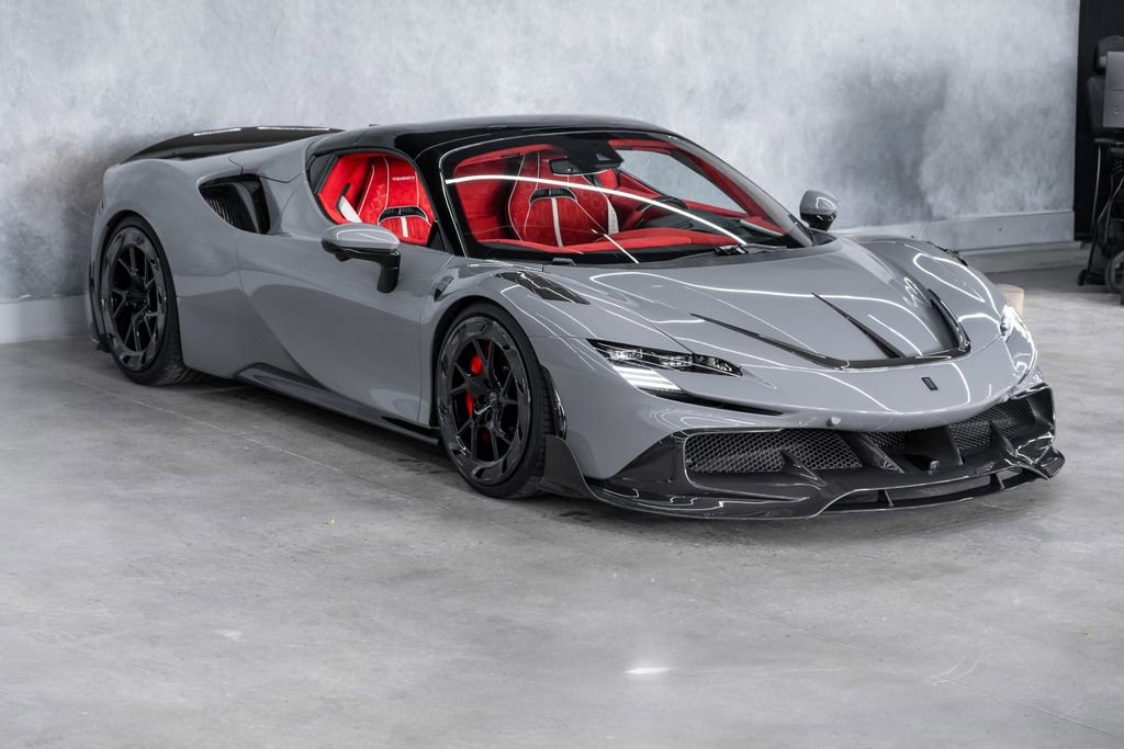 Used 2022 Ferrari SF90 Spider AWD/4WD image 9