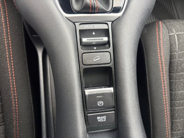 Certified 2025 Honda HR-V Sport image 16