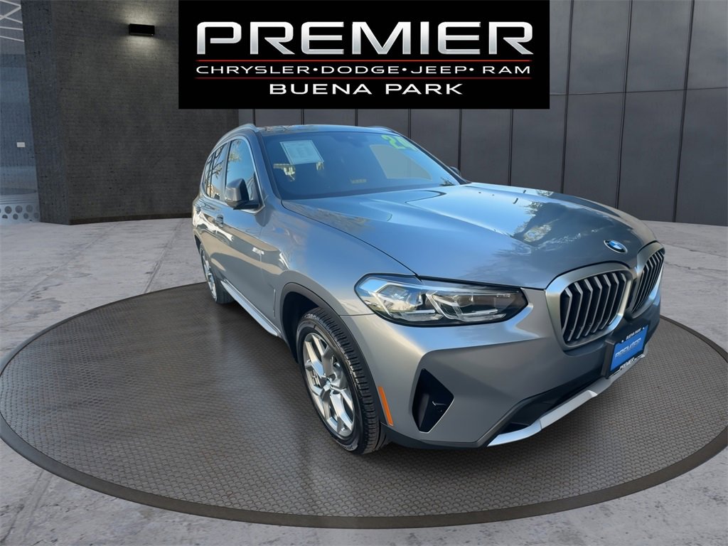 Used 2024 BMW X3 xDrive30i w/ Premium Essential Package image 2