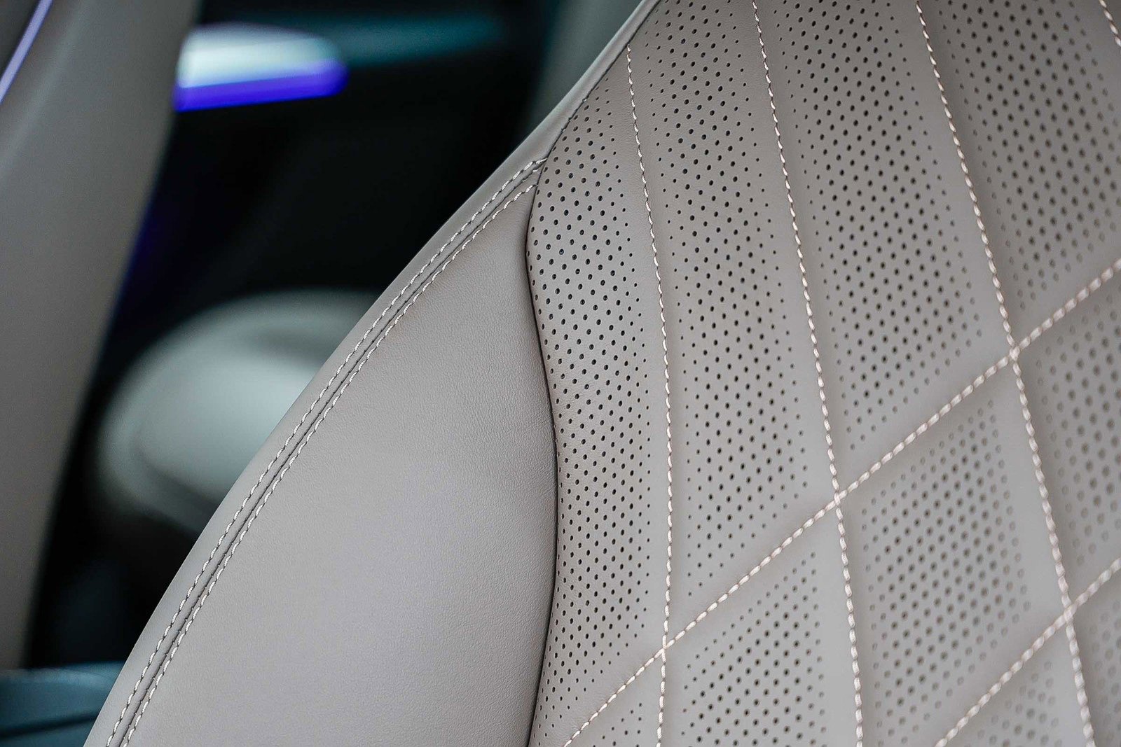 Used 2023 Mercedes-Benz EQE 500 500 Sedan image 26