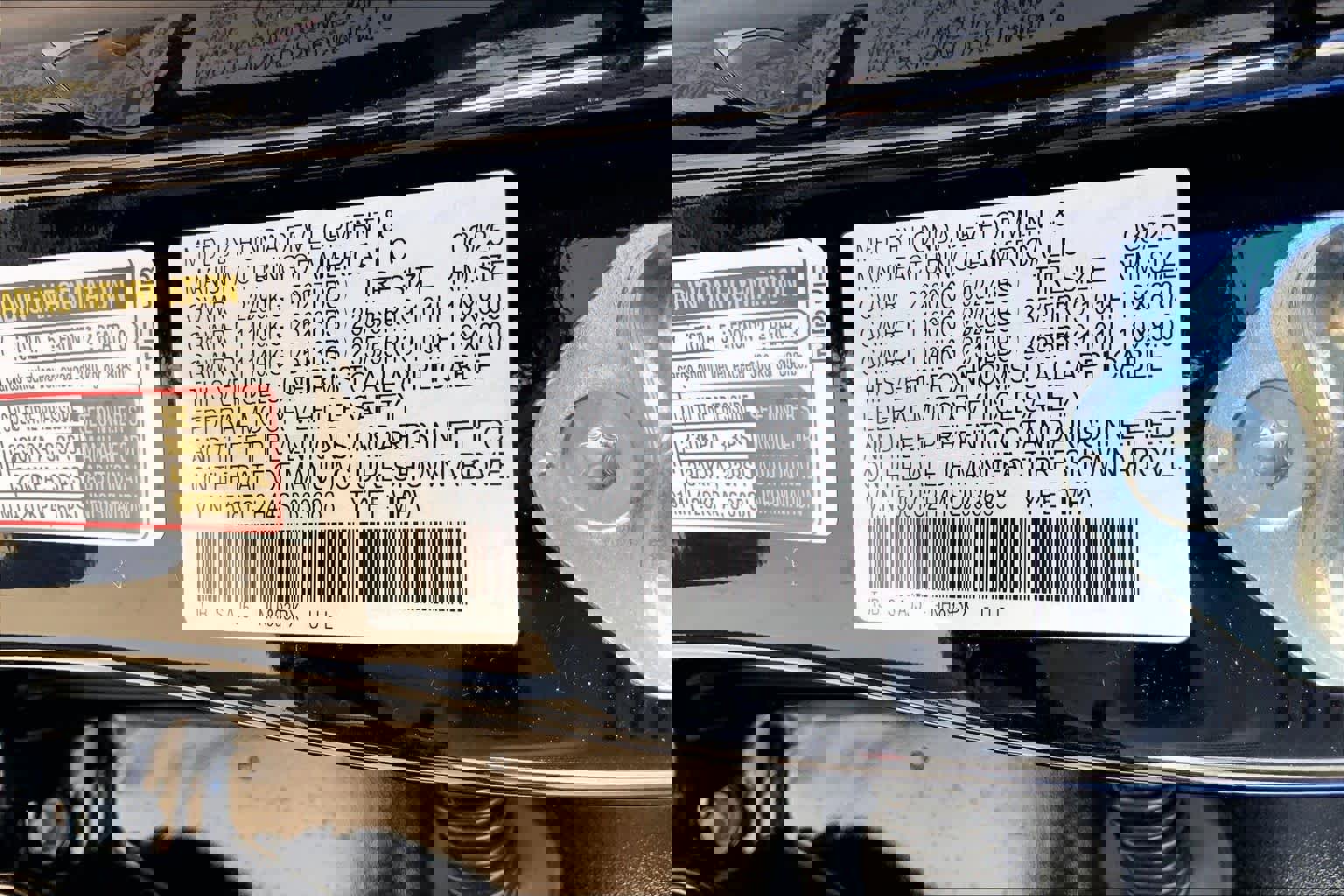 Used 2025 Acura RDX SH-AWD image 35