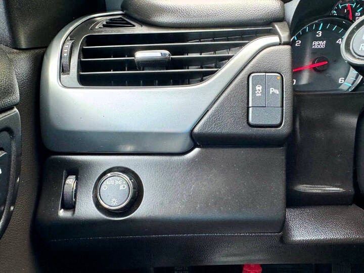 Used 2017 Chevrolet Tahoe LS image 21