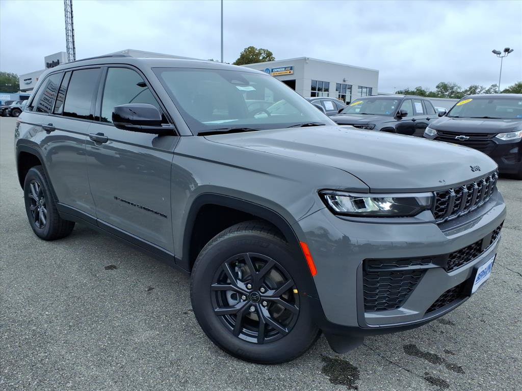 New 2027 Jeep Grand Cherokee 4WD image 2