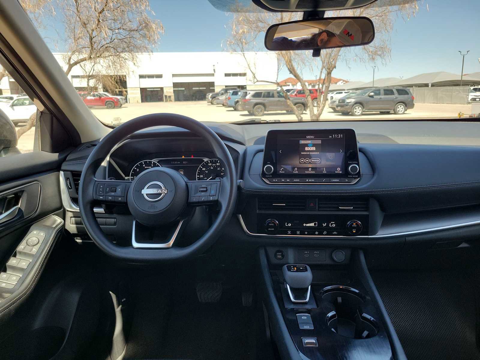 Used 2024 Nissan Rogue SV image 14