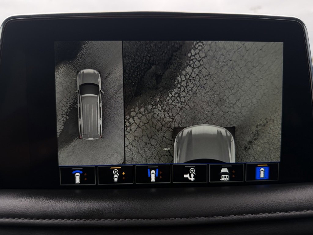 Used 2022 Chevrolet Tahoe Z71 w/ Luxury Package image 33