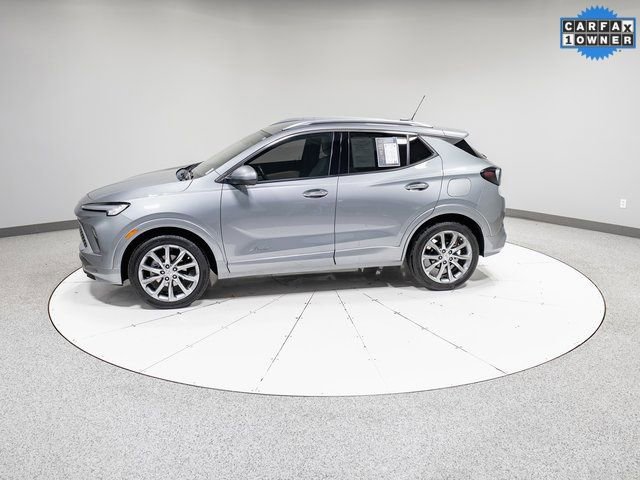 Used 2024 Buick Encore GX Avenir w/ Avenir Technology Package image 33