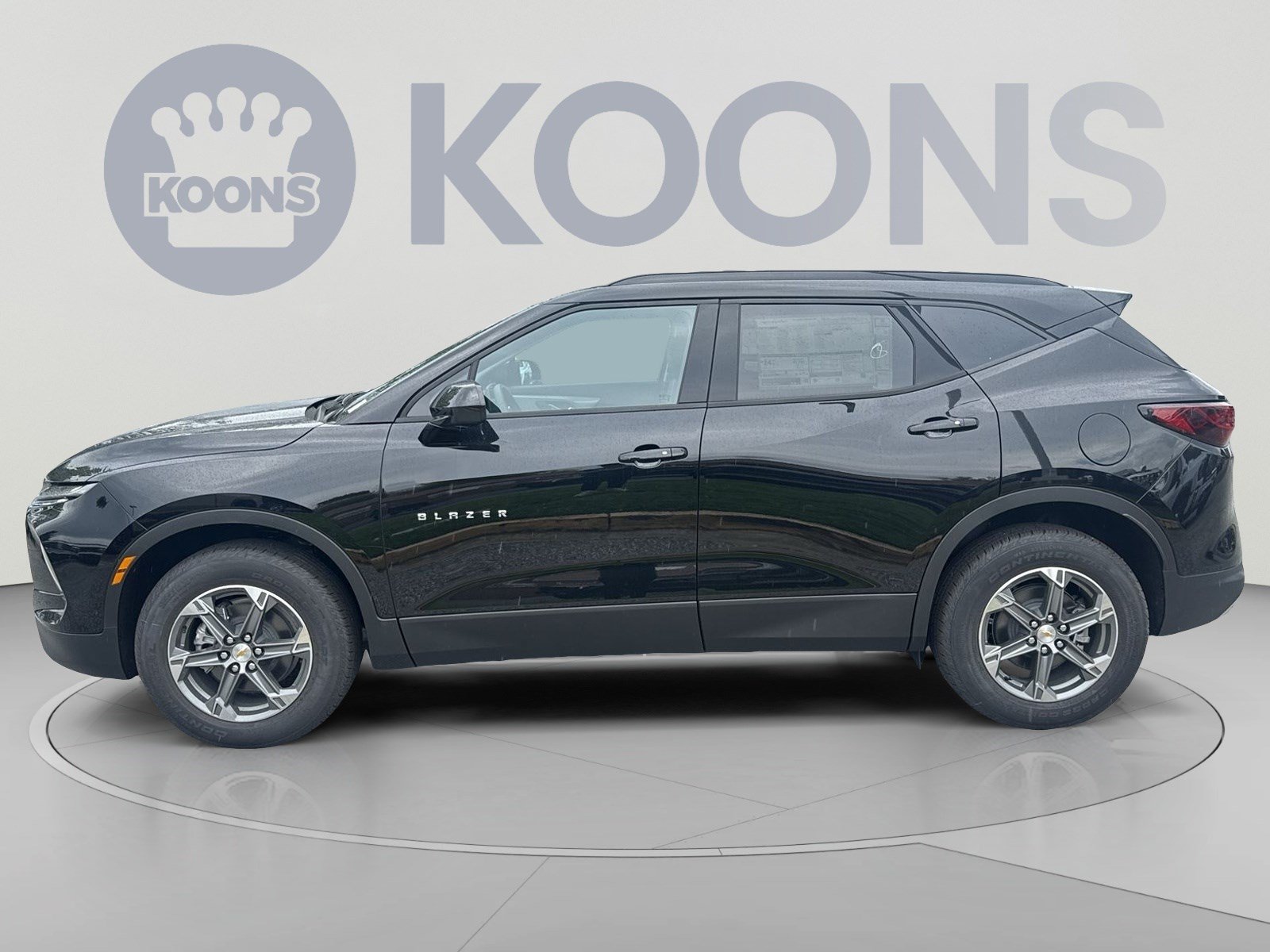 New 2026 Chevrolet Blazer LT w/ Convenience Package AWD/4WD image 2