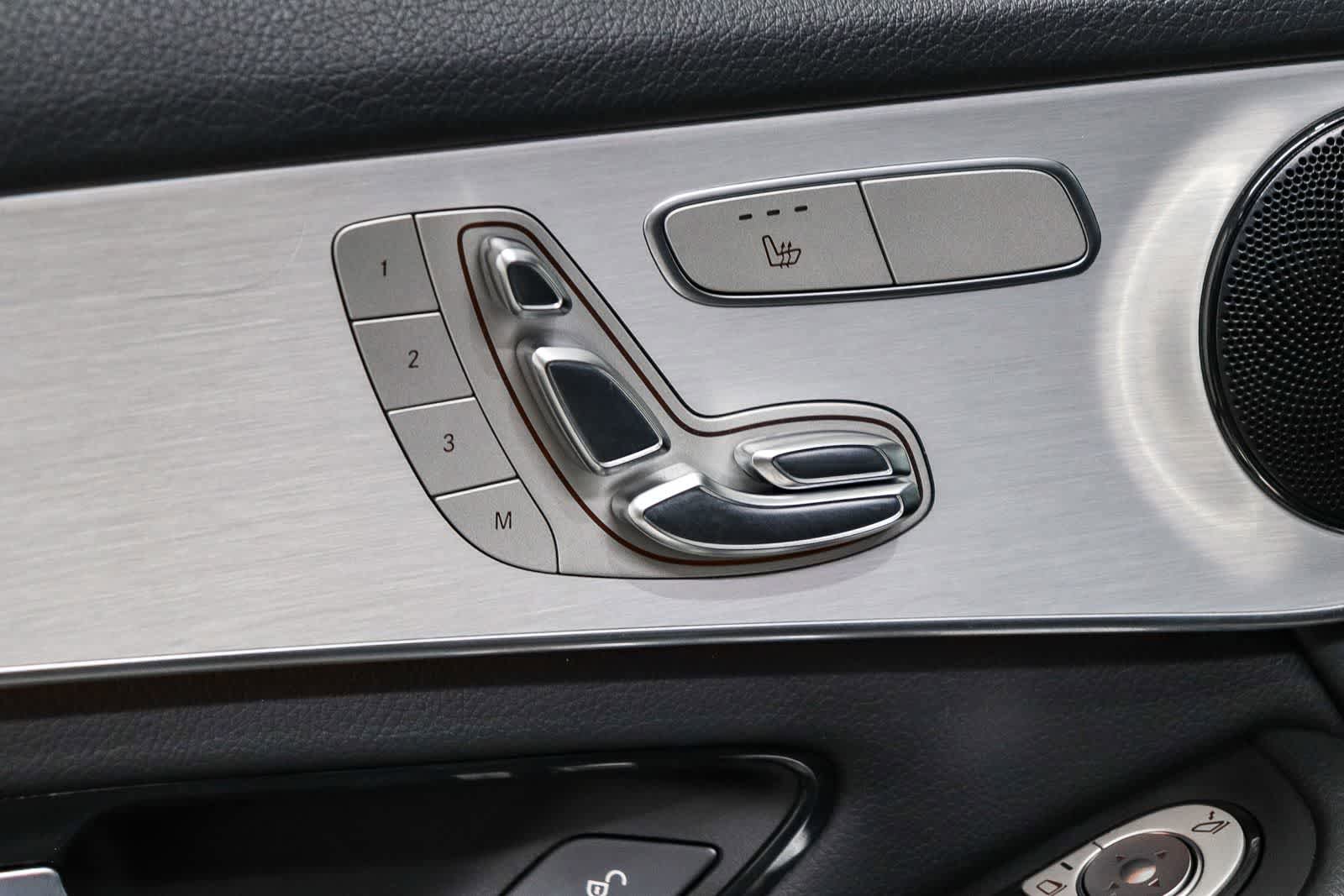 Used 2021 Mercedes-Benz GLC 300 4MATIC image 20